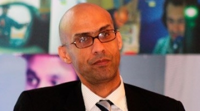 وزير التشغيل قام بتزوير سيرته الذاتية للحصول على المنصب