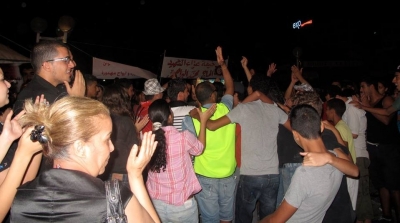 سوسة : 3 اصابات في مواجهات بين المتظاهرين و انصار الشرعية