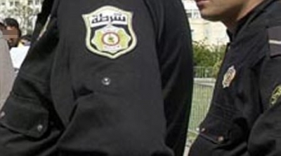 رابطات حماية الثورة تعتدي على عون أمن في شارع الحبيب بورقيبة