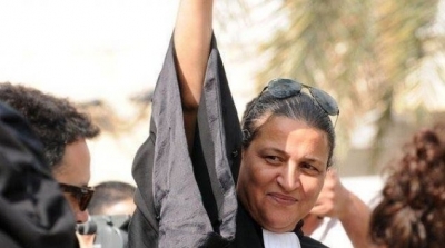 المحامية ليلى بن دبة امام القضاء بسبب اعتدائها على احد المطاعم في حلق الوادي 
