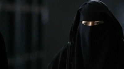 سوسة : القبض على شاب ملتحي و فتاة منقبة في وضع مخل بالآداب 