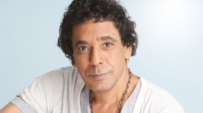 زواج محمد منير بفتاة من خارج الوسط الفني 