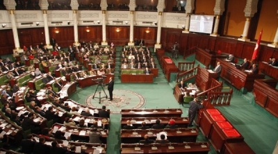 التأسيسي : رفع جلسة مسائلة كربول و صفر بسبب حضور 32 نائبا فقط 