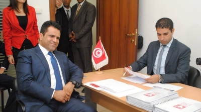 سليم الرياحي يقدم ترشحه للانتخابات الرئاسية