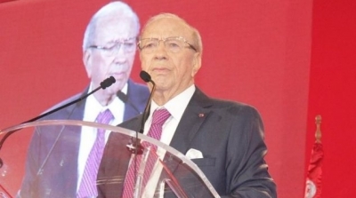 السبسي : أنا لا أتحالف مع أحد والعائلة الديمقراطية الأقرب لنا