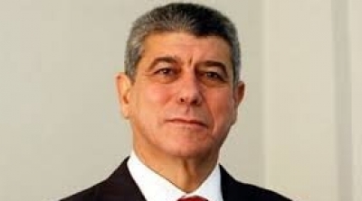 وزير الدفاع يكرم 3 عسكريين تصدوا للهجوم الإرهابي بالكاف