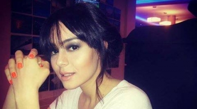 عائشة عطيّة تقدّم برنامجا خاصا بالموضة على قناة " تونسنا "