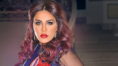الفنانة احلام تطالب بتكريم الاماراتية التي هاجمت عبير صبري و فريال يوسف 