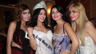 فوز التونسية ياسمين داكومي بلقب ملكة جمال العرب 2015