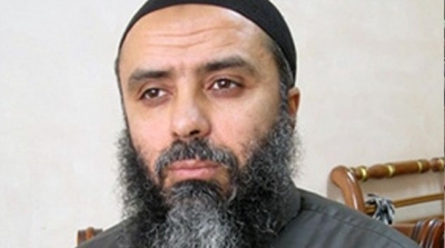 أمنيون قاموا بدور المرافق لـ”أبو عياض” و سهّلوا فراره إلى ليبيا