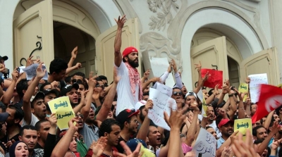 "ريكوبا" يقود مظاهرة "وينو البترول "