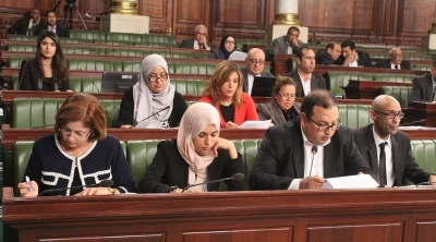 المصادقة على اتفاقية قرض بقيمة 393 مليون دينار لتطوير الطرقات