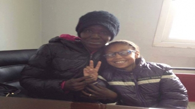 وزارة التربية تأذن بالتحري في حادثة تعرض تلميذة للاهانة من قبل مدرستها بسبب لون بشرتها