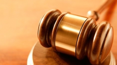 اخراج ابنة بن علي من منزلها بالقوة العامة 