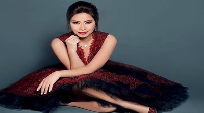 شيرين : ''حلمت ان السيسي بيأكلني عنب و نازل منه عسل''