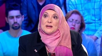 امال سفطة : تغلبت على السرطان بالقرآن و الذكر 