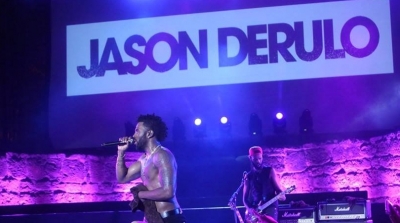  الفنان العالمي " jason derulo" يشعل مسرح قرطاج (صور)
