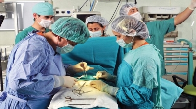 استئصال سرطان الرحم دون جراحة لاول مرة في تونس 
