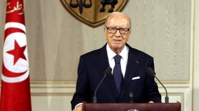 السبسي يعتدي لفظيا على صحفي بقناة التاسعة