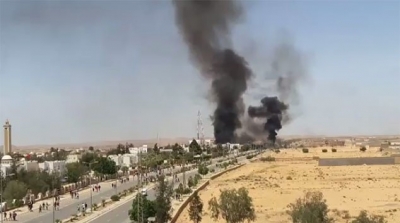 حرق مقري اقليم الحرس الوطني و منطقة الامن العمومي في تطاوين