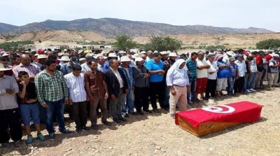 قتلة الشهيد خليفة السلطاني حضروا جنازته !