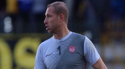 فاروق بن مصطفى يمضي مع فريق الشباب السعودي