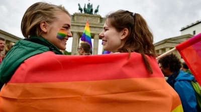 جميع النواب المسلمين في البرلمان الالماني صوتوا بنعم على زواج المثليين