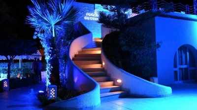 الحمامات: افتتاح فضاء Breeze on pool  لأرقى الأمسيات المتواصلة