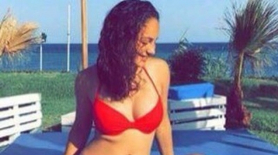 ابنة سامي الفهري تستعرض مفاتنها في ''البيكني'' (صور)