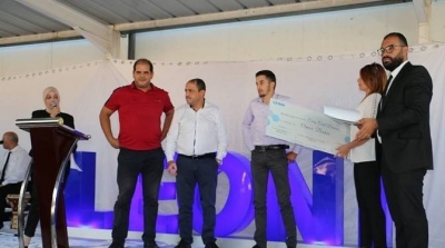 شركة "ليوني سوسة" تحتفل بعمالها وأبنائهم وتتوج مشاريع تخرج لعدد من الطلبة والطالبات