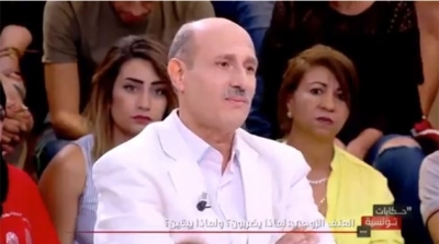في برنامج حكايات تونسية : رجل يتعرض للعنف عدة مرات من قبل زوجته التي تصغره بـ25 سنة