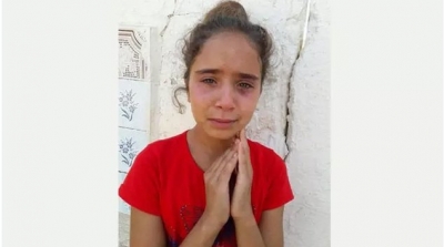 معتمد القيروان الشمالية يتفاعل مع حالة التلميذة سمر و يتكفل بأدواتها و اعادتها للدراسة