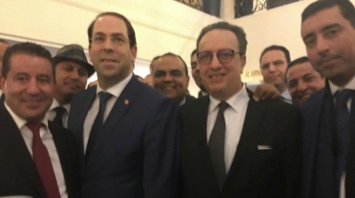  بعد دعوة خالد شوكات إلى إسقاط حكومتة : الشاهد محاط بقيادات النداء