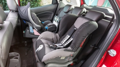Vous voyagez avec des enfants en voiture ? Voici votre guide de survie !
