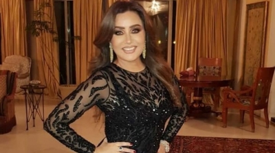 شرطة الموضة : لطيفة تتألق بفستان من ''جسميكو''