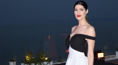 الصور الاولى من زفاف مرام بن عزيزة في باريس 