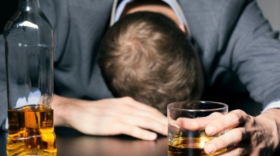 مريض يحتسي الخمر داخل المستشفى الجهوي في قفصة و يعتدي على المرضى 