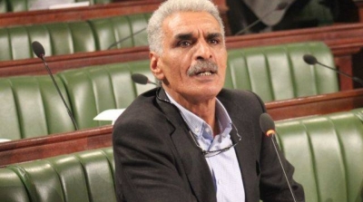 عمار عمروسية للشاهد : ''هزو رجليكم على شعب تونس وإلا الشعب باش يهزلك رجليك'' (فيديو)