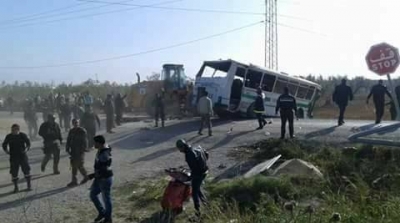 المنستير : وفاة شقيقتين وإصابة 65 أخريات فى حادث اصطدام حافلتين