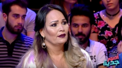 زينة القصرينية : صوت المرأة عورة و افكر جديا في اعتزال الفن (فيديو)