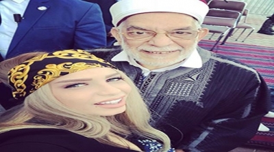 بالصور : عبد الفتاح مورو و مريم بن مولاهم في معبد الغريبة 