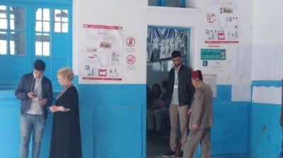 محاولة غلق مركز اقتراع واعفاء رئيس المركز بالوسلاتية 