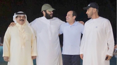 محمد بن سلمان و ولي عهد ابوظبي و ملك البحرين في ضيافة السيسي (صور)