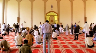 العثور على مؤذن و مصلي مذبوحان داخل مسجد في سيدي بلعباس غرب الجزائر