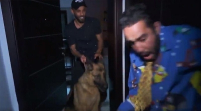 فيديو : صابر خليفة يطلق كلبه على مقدم فقرة هل 'تحلم '