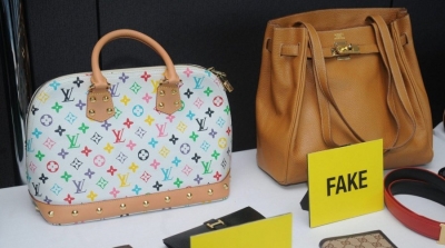 INS : 77% des tunisiens préfèrent acheter des produits contrefaits à bas prix