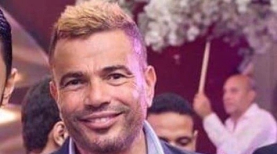 عمرو دياب يصدم جمهوره بـلوك غريب
