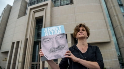 3 journalistes turcs condamnés à la prison à vie
