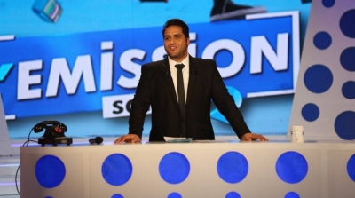 ''كرونيكوز'' بالقناة الوطنية تصف برنامج امين قارة بقناة التاسعة بـ''télé poubelle'' (فيديو)