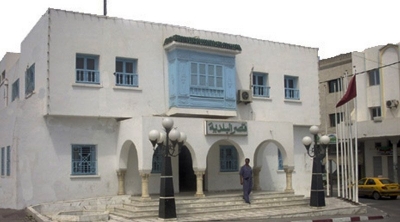 اقتطاع جزء من ميزانية التنمية والصيانة لبلدية المنستير من اجل اقتناء سيارة لرئيس البلدية